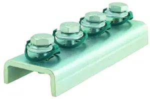 PLAQUE RENFORCEE 4 TROUS AVEC FIXATION
