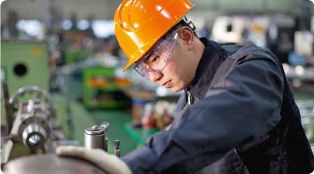 Chantier robinetterie et tuyauterie industriel